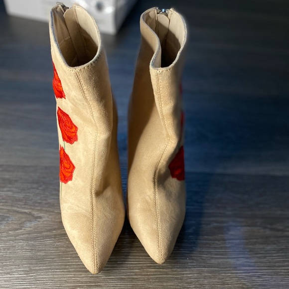 Cape Robbin Beautiful-9 Heeled Booties from Forever21 - Picture 10 of 13